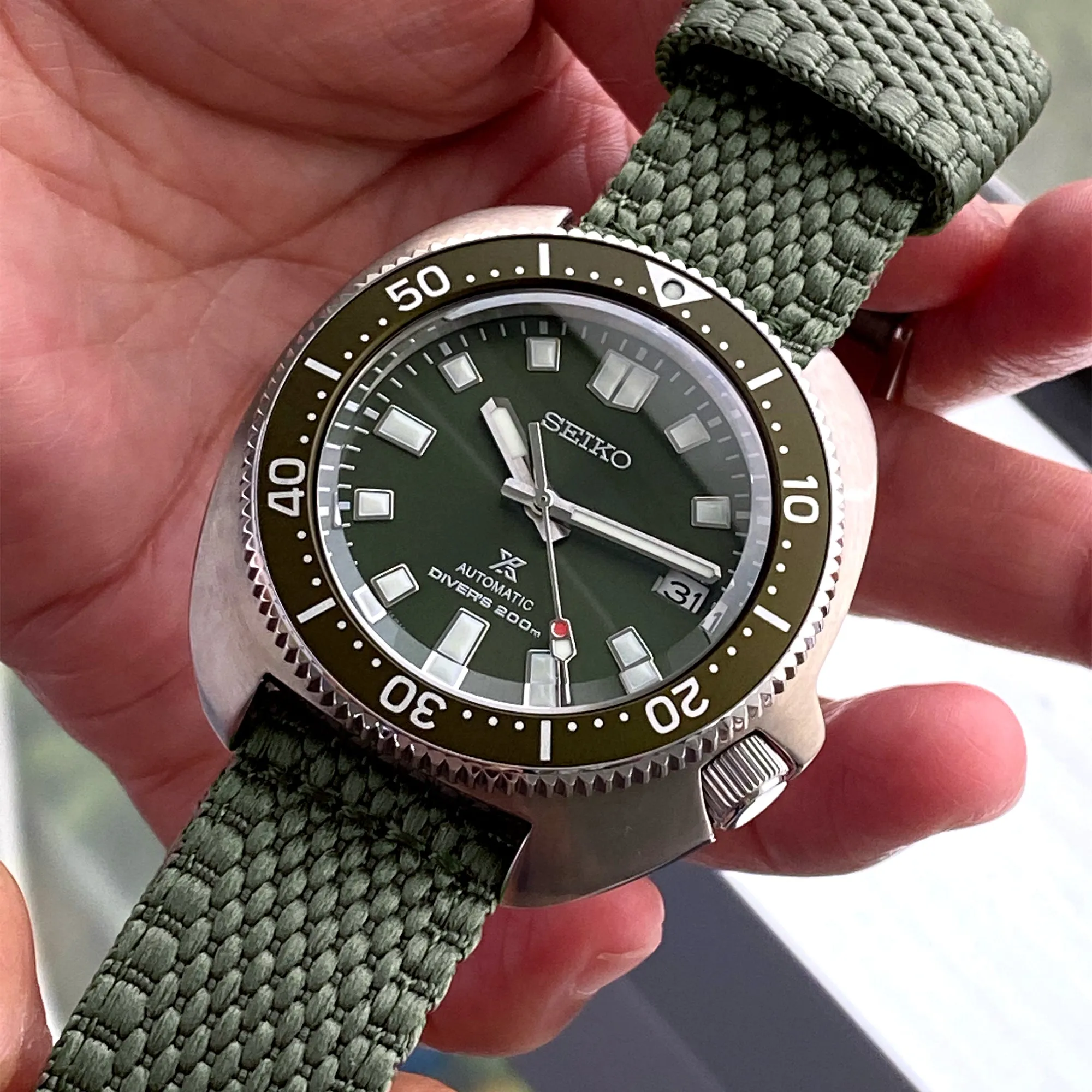2-pcs Unique Pattern Military Green Watch Band, Polished Buckle