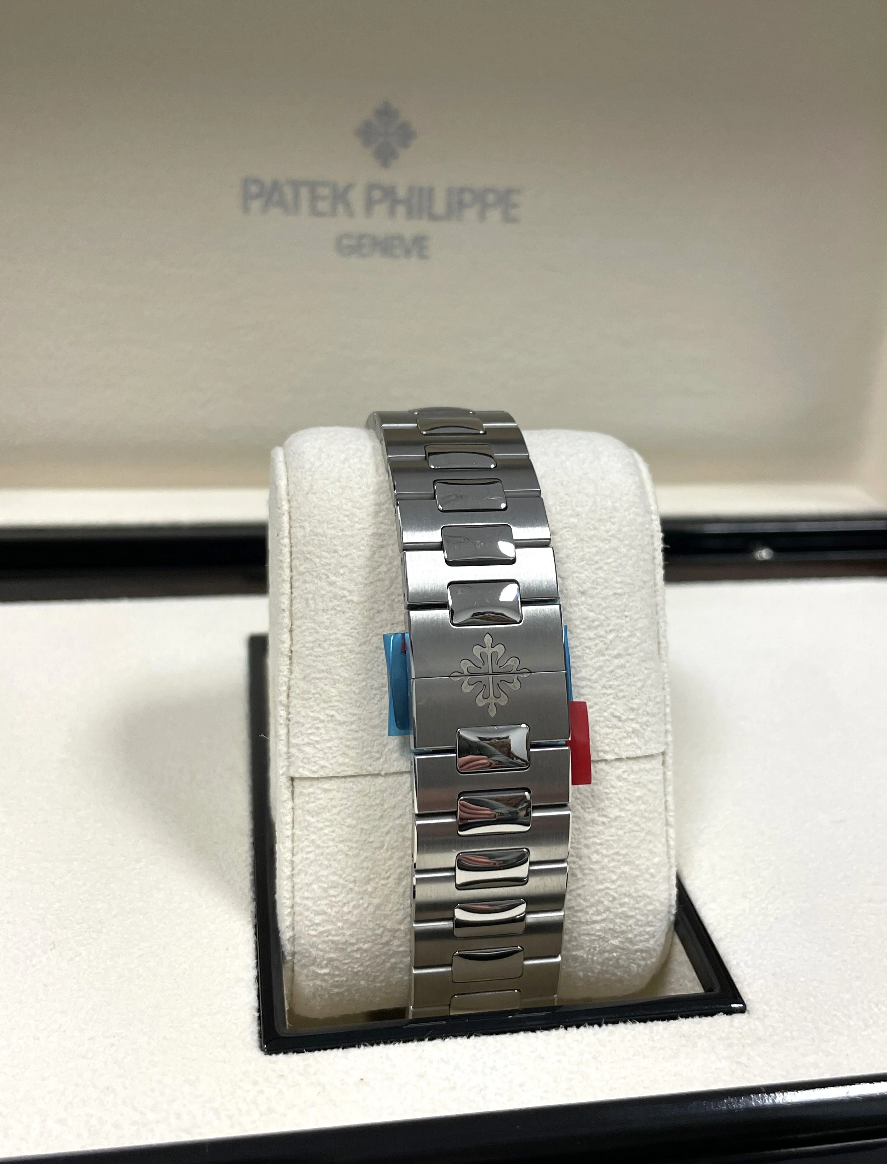 2022 Patek Philippe Aquanaut Travel Time