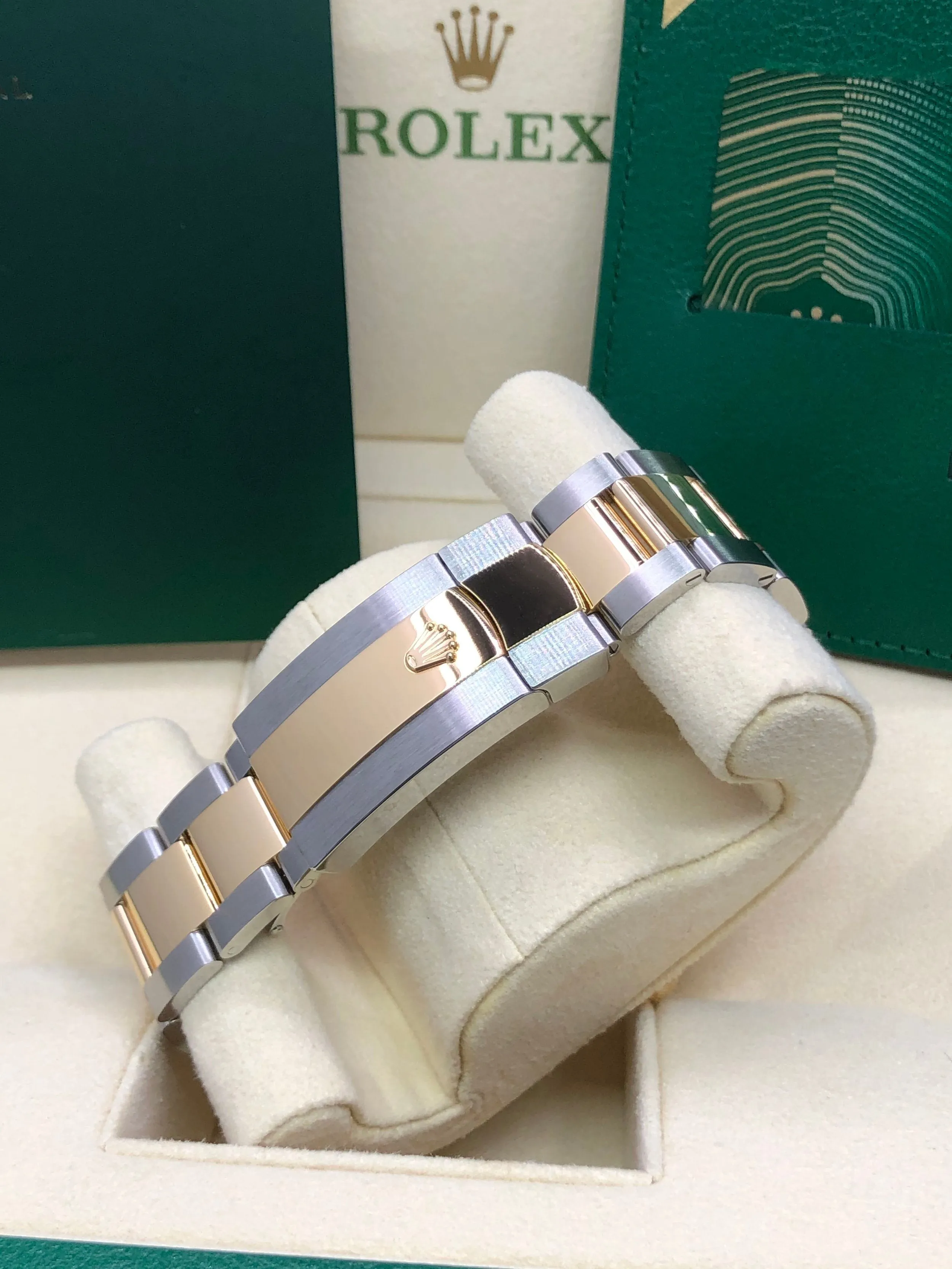 2022 Rolex Sky-Dweller 326933