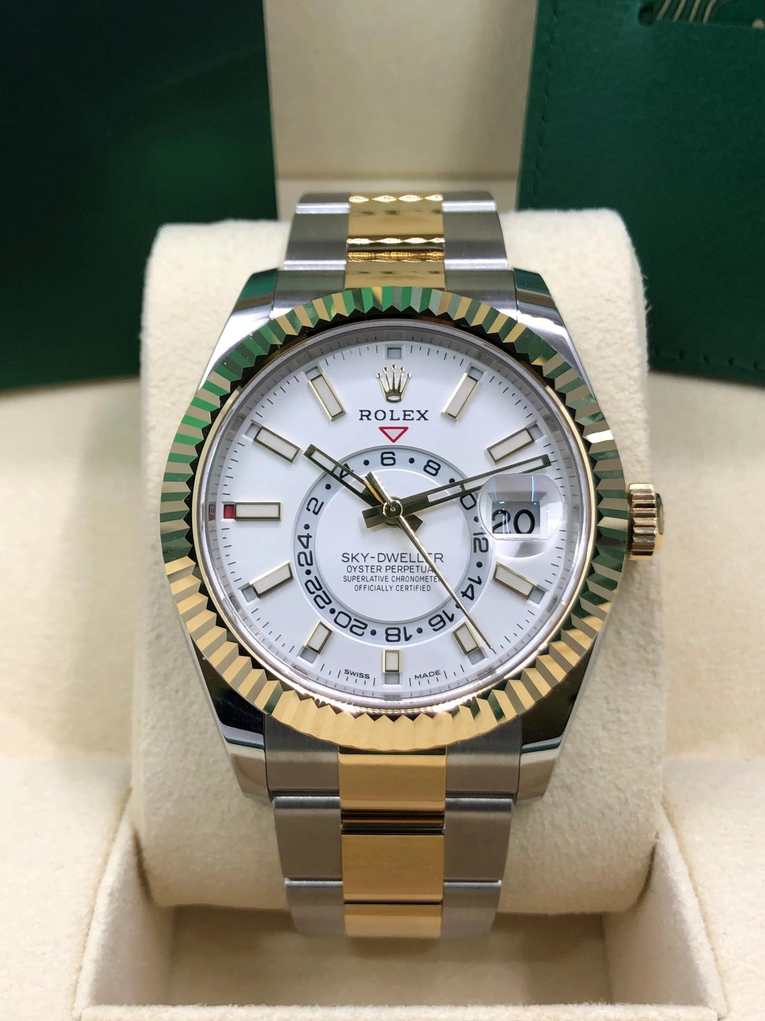 2022 Rolex Sky-Dweller 326933