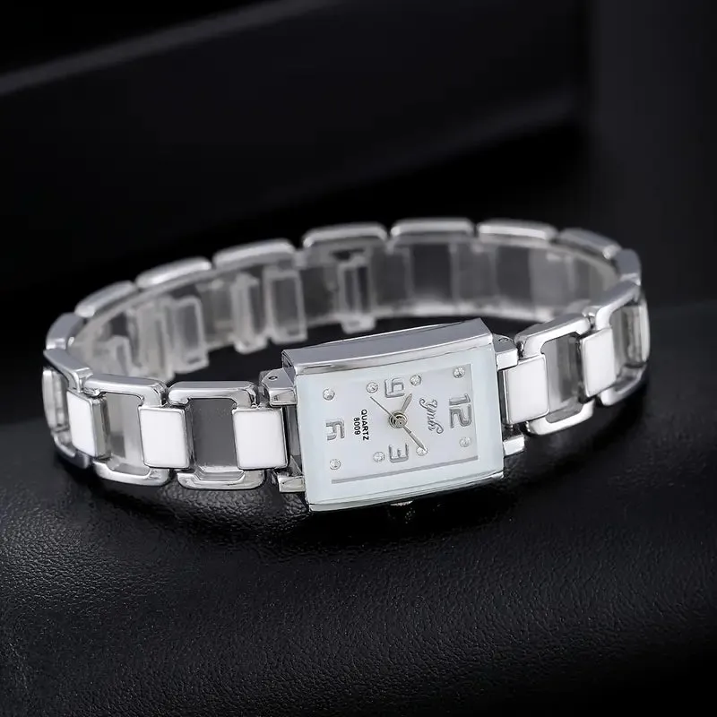 Elegant Women's Quartz Watch
