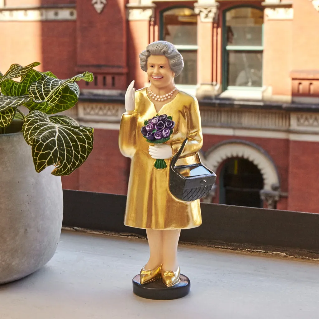 Queen Elizabeth Waving Solar Statue Sun Powered Fun