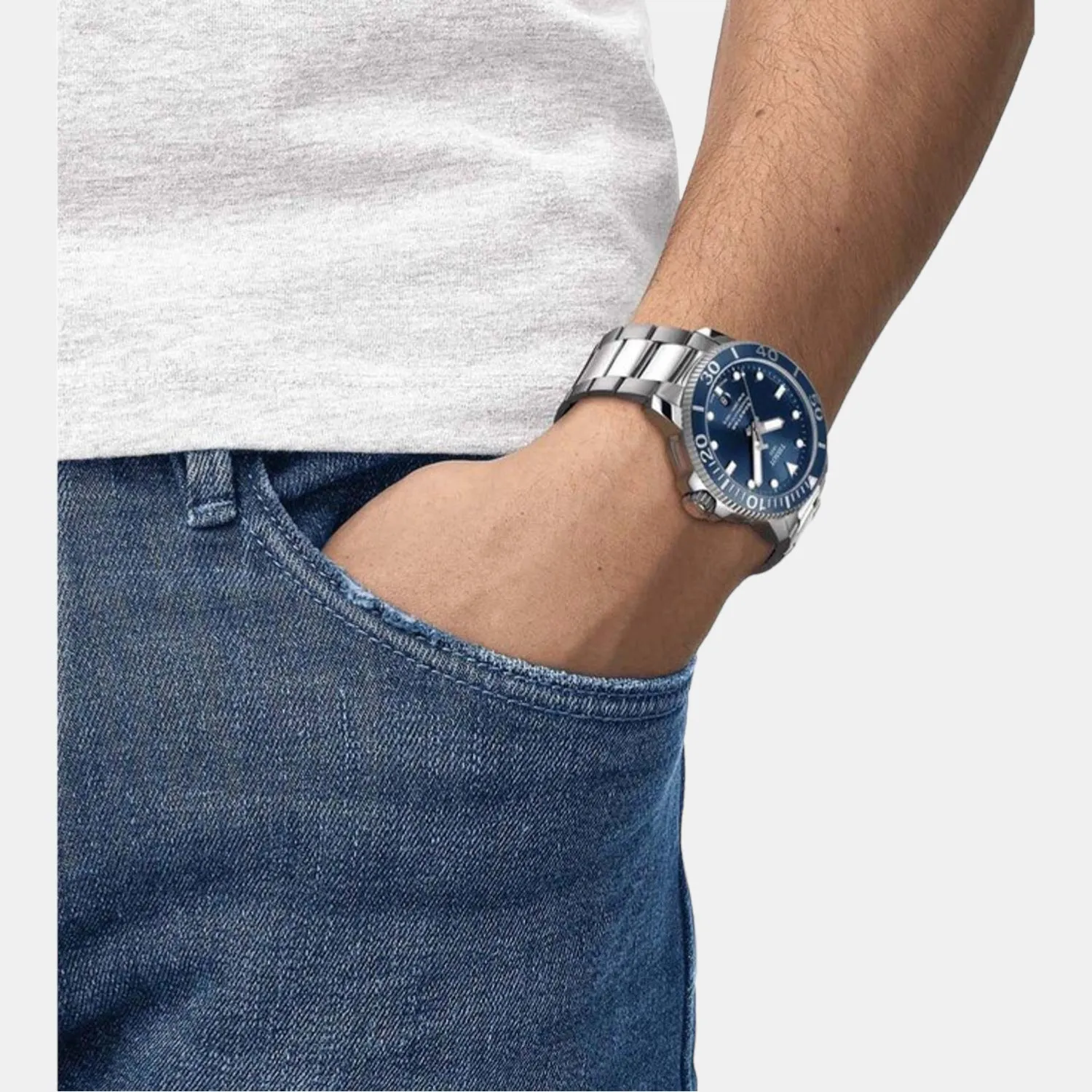 Seastar Men Analog Stainless Steel Watch T1204071104103