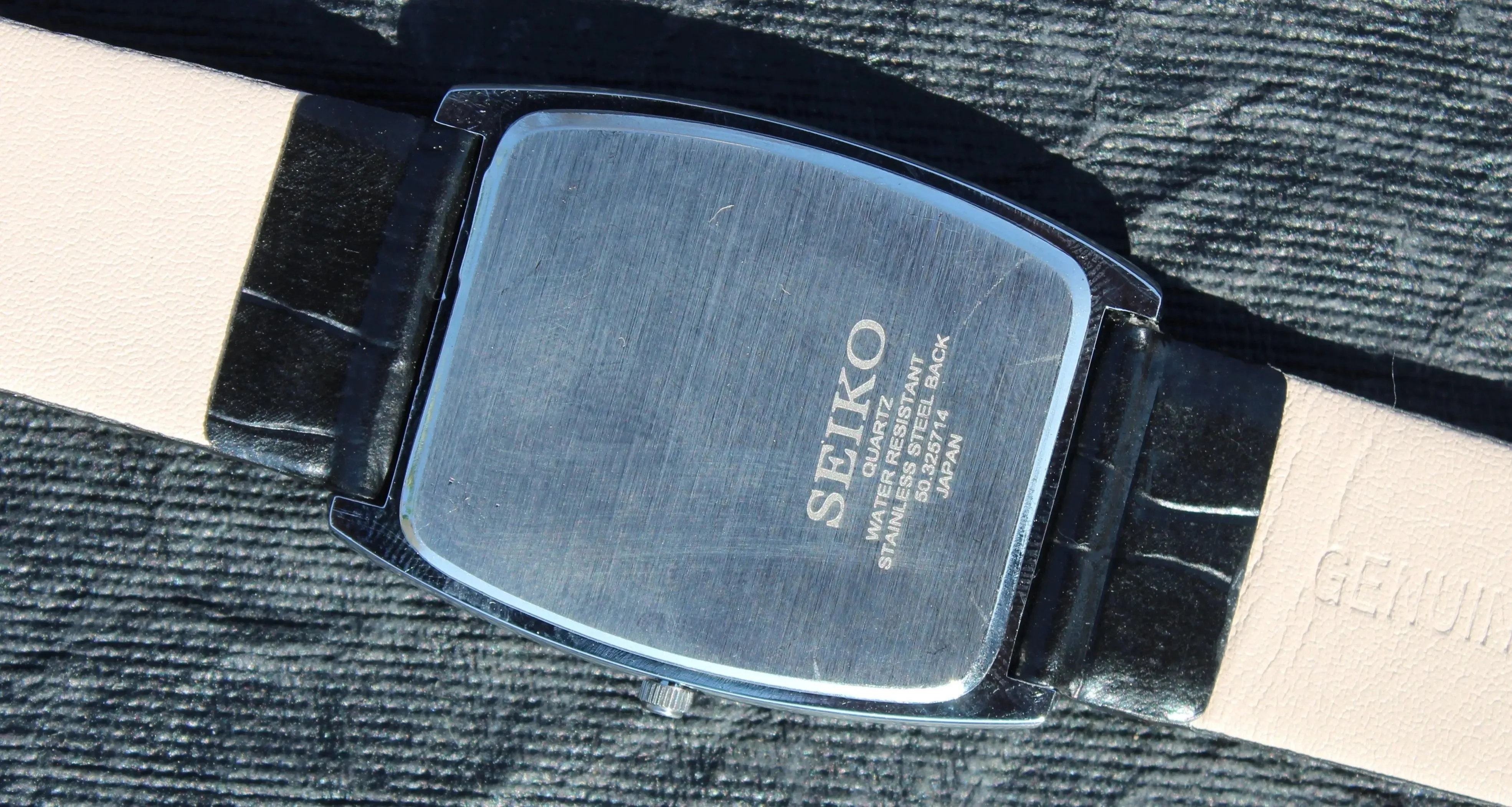 Seiko Quartz Watch Two Hands Japan Made Stainless Steel Super Slim Case Wristwatch