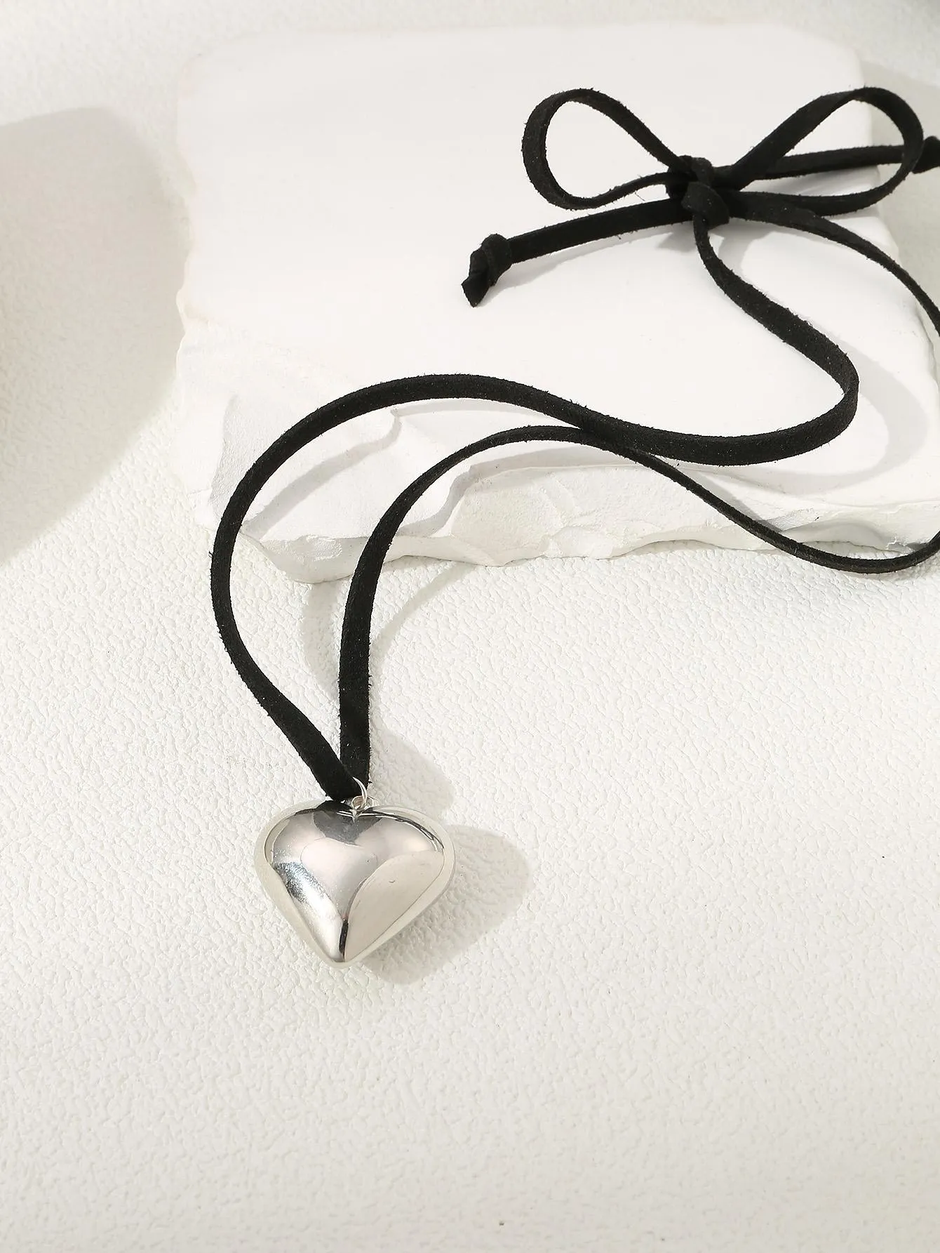 Statement Heart Charm Necklace Creative Necklace for Women Fashion Jewelry