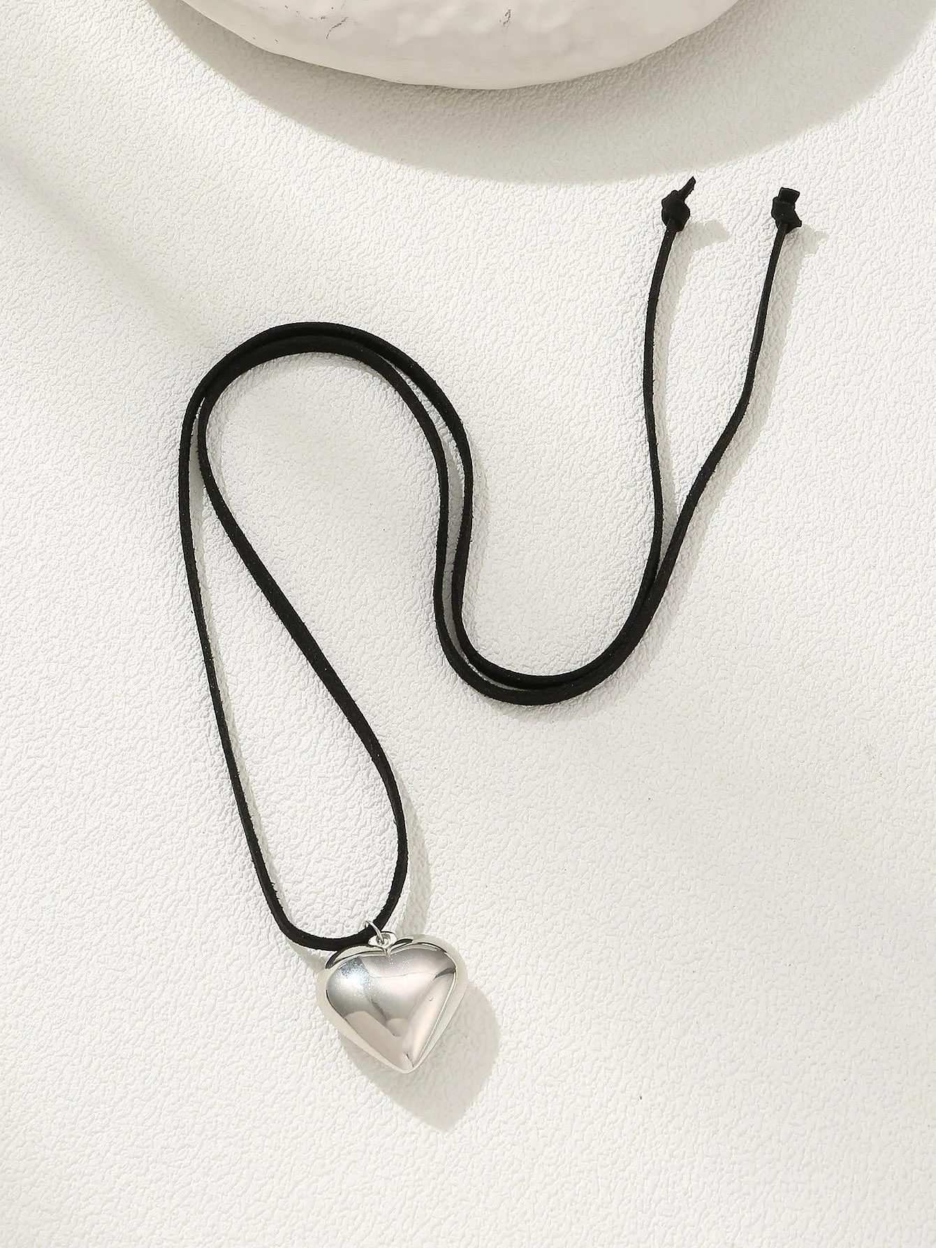 Statement Heart Charm Necklace Creative Necklace for Women Fashion Jewelry
